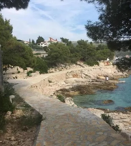 Maja Bilo A2 Appartement Otok Trara