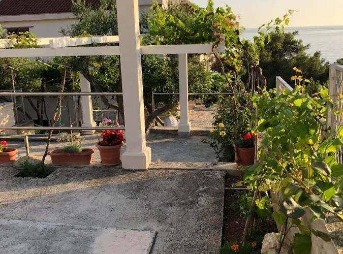 Maja Bilo A2 Appartement Otok Trara